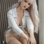 Fanreal Doll 162 cm bonnet C silicone – Yao — vue 5