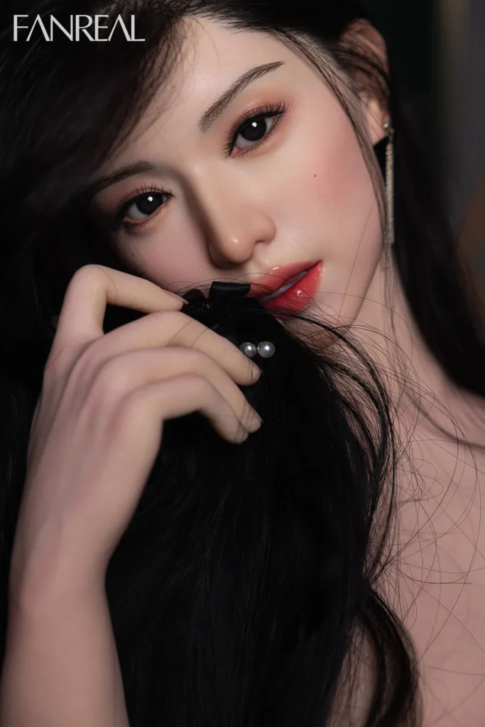 Fanreal Doll Kimmy V3 – 155 cm bonnet F silicone poupée sexuelle avec Real peau texture — vue 1