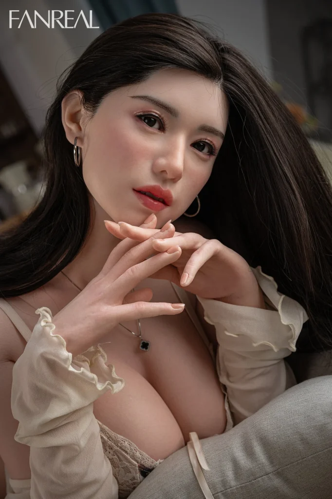 Fanreal Doll Kimmy V4 – 155 cm bonnet F silicone poupée sexuelle avec Real peau texture — vue 1