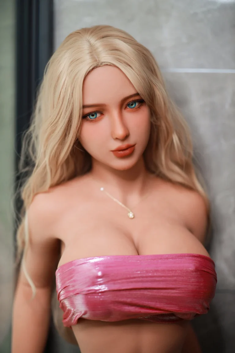 Fire Doll 162 cm bonnet D TPE – #3
