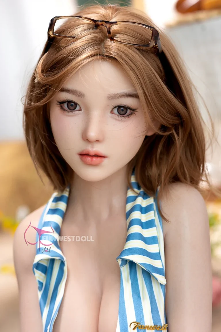 FunWest poupée 152 cm D silicone – asiatique Nika – Stock UE