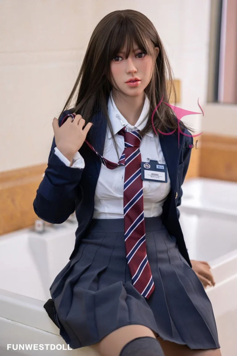 FunWest Doll 165 cm bonnet C TPE – Lucy