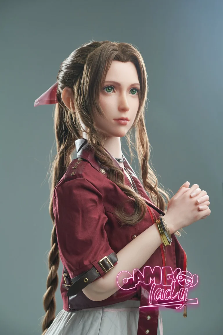 Game femme 167 cm bonnet D silicone – Aerith