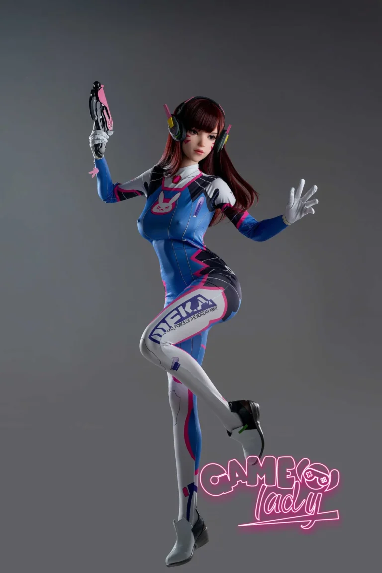 Game femme 167 cm bonnet D silicone – D.VA