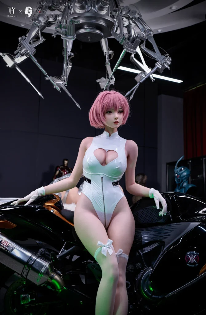 Gynoid Doll x HouYu 150 cm silicone – Eva — vue 1