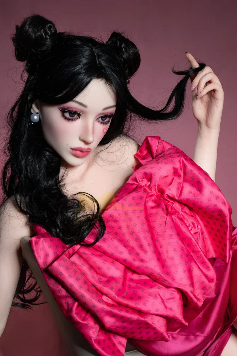 Irontech Bailey Doll 158 cm bonnet G silicone – B1