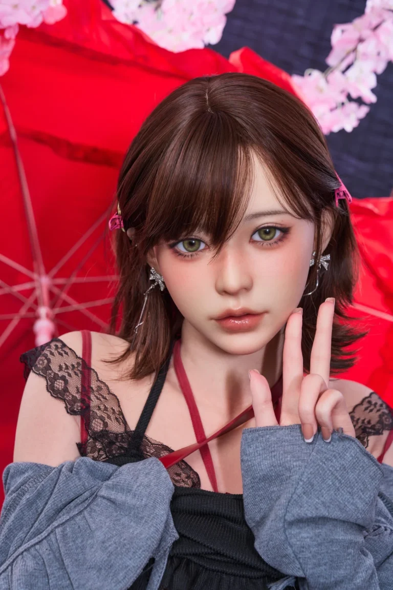 Irontech Doll 151 cm bonnet D Oriental série silicone – Yuna