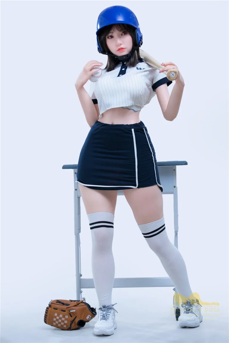 Irontech Doll 153 cm bonnet E silicone – Suki