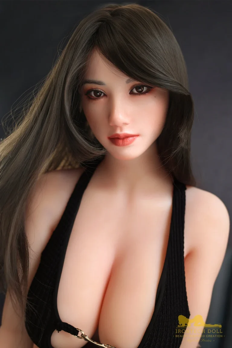 Irontech Doll 161 cm bonnet E Hybride – Rita