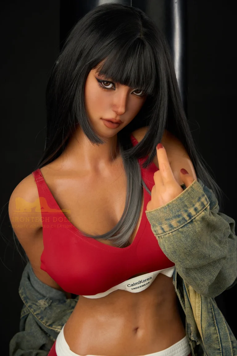 Irontech Doll 161 cm bonnet F silicone – Miku