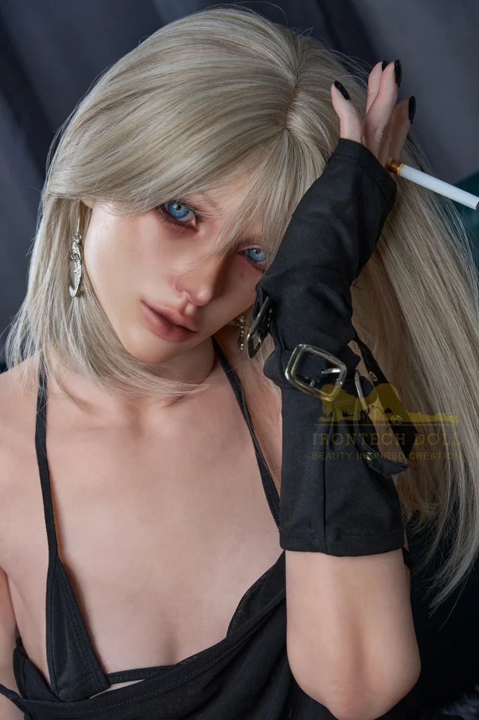 Irontech Doll 161 cm Minus A silicone – Bailey — vue 1
