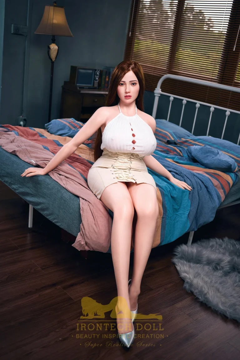 Irontech Doll 162 cm silicone – Journi
