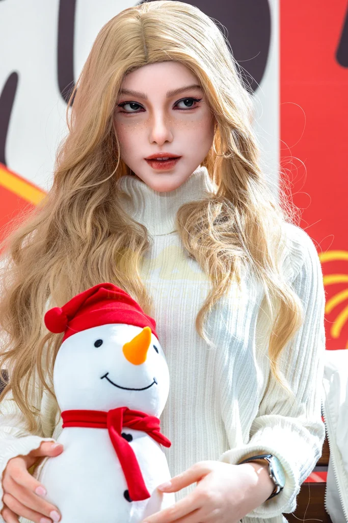 Irontech Doll 163 cm bonnet C silicone – Vivian — vue 1