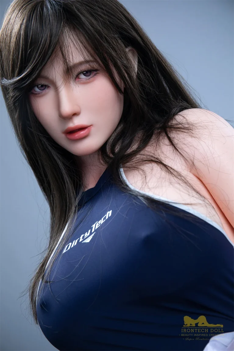 Irontech Doll 164 cm bonnet G silicone – Miya