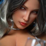 Irontech Doll 164 cm bonnet G silicone – Oaklyn — vue 7