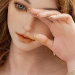 Irontech Doll 165 cm bonnet F silicone – Eva — vue 1