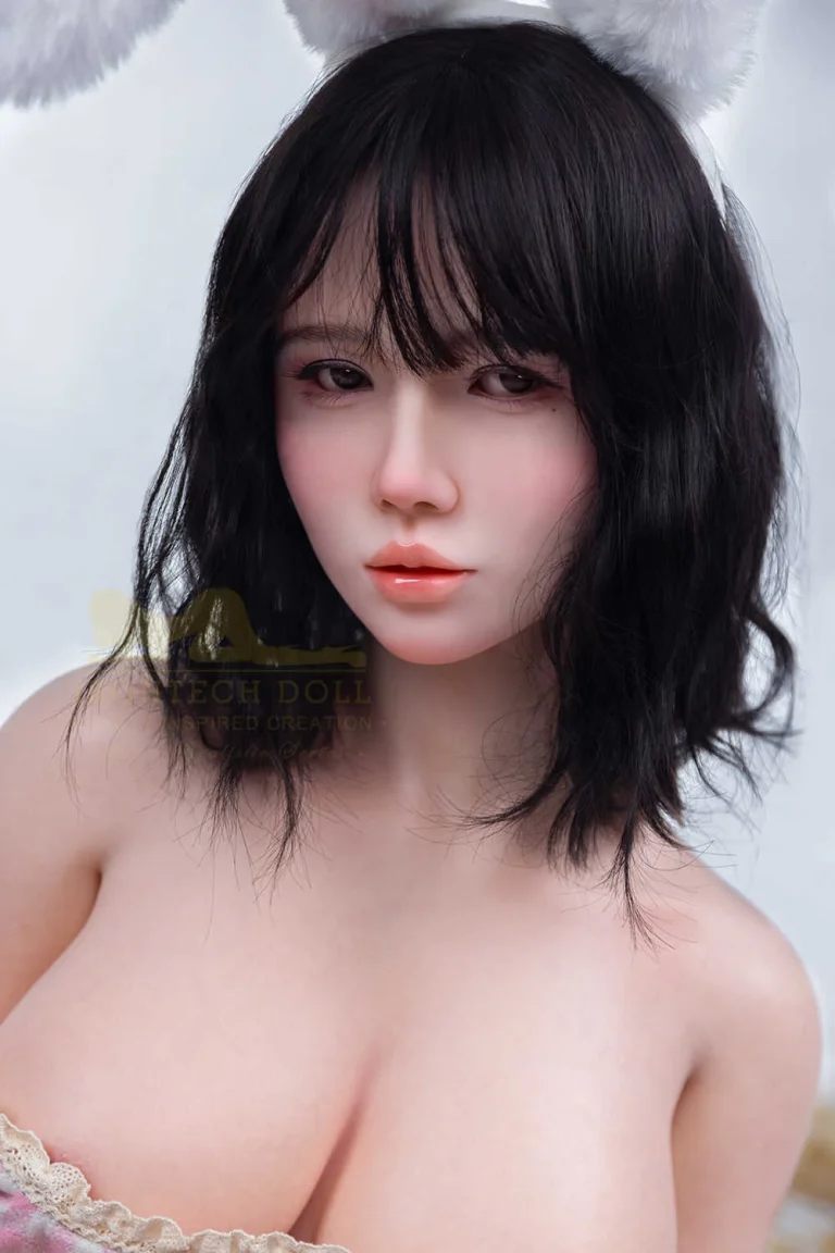 Irontech Doll 166 cm bonnet C silicone – Tanya