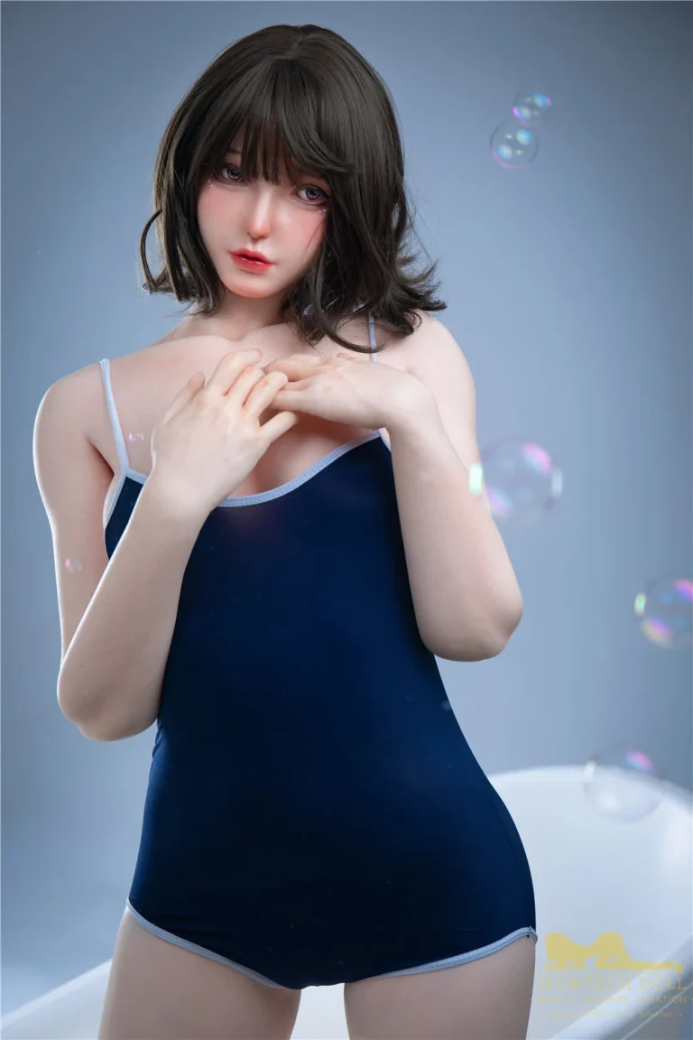 Irontech Doll 168 cm bonnet B silicone – Yu