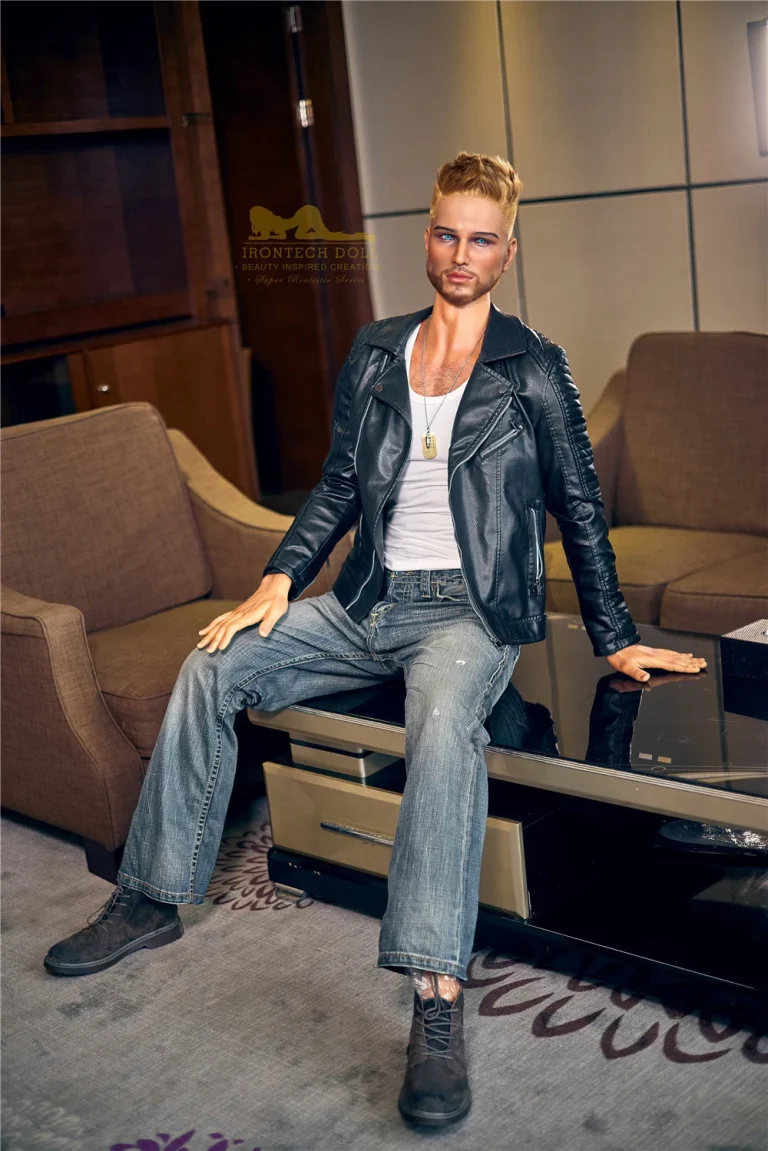 Irontech Doll 176 cm silicone – homme Kevin