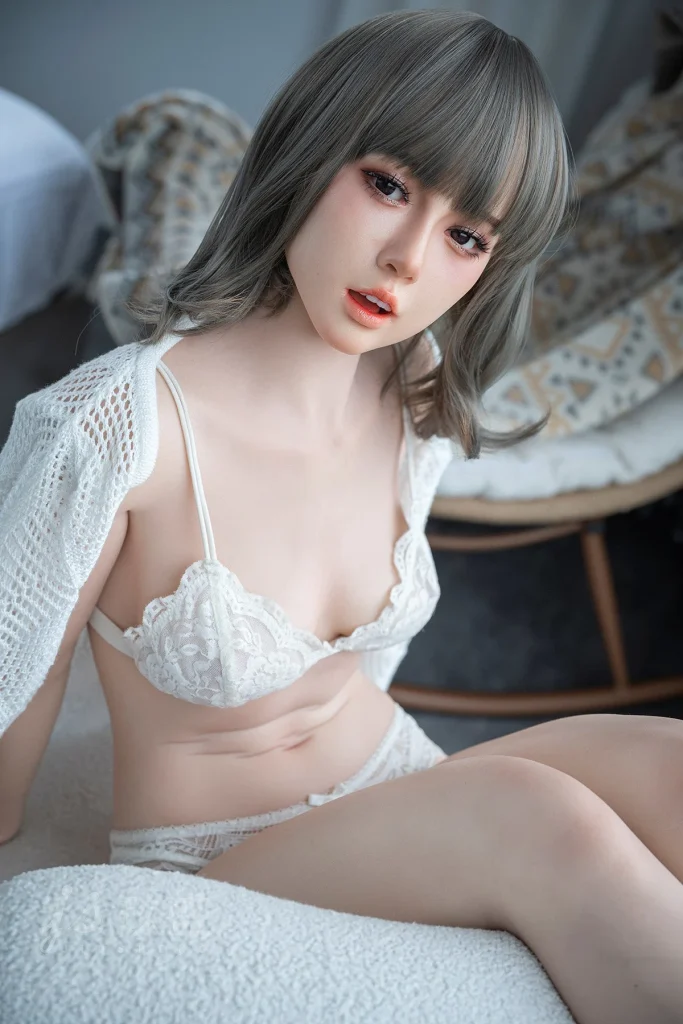 Jiusheng Doll 156 cm bonnet B silicone – Coco — vue 1