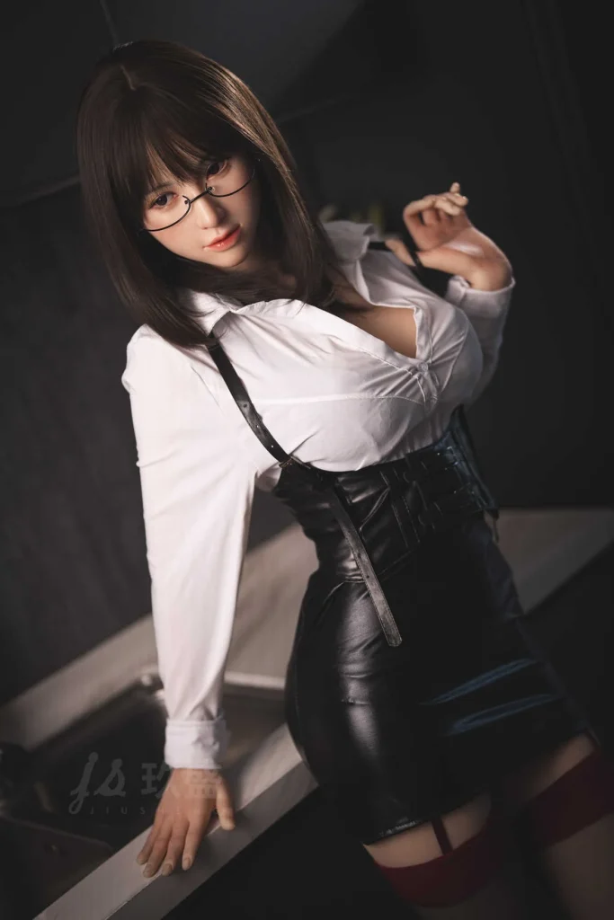 Jiusheng Doll 160 cm bonnet E silicone – Yuka — vue 1