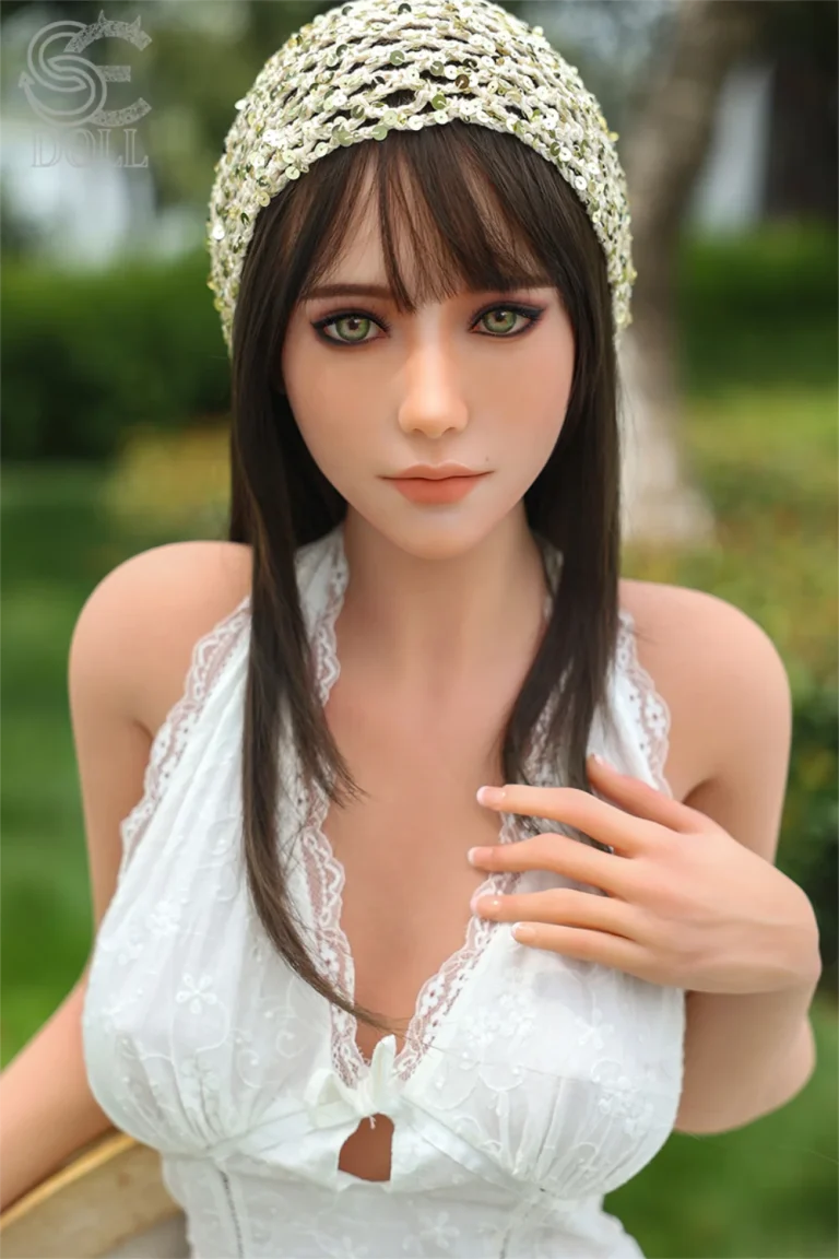 SEDOLL 160 cm bonnet C TPE – Queena.F