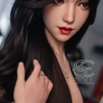 SEDOLL 165 cm bonnet C silicone Pro – Queena.A — vue 3