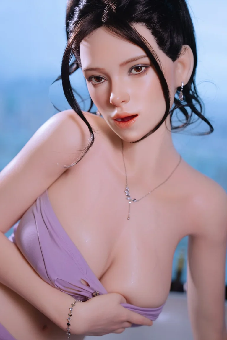 SY Doll 166 cm bonnet D silicone – M37 (mâchoire mobile)