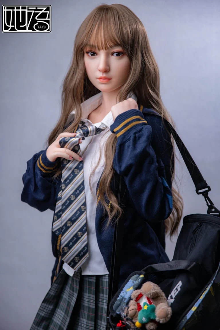 TAYU Doll 150 cm bonnet E silicone – Kana V1