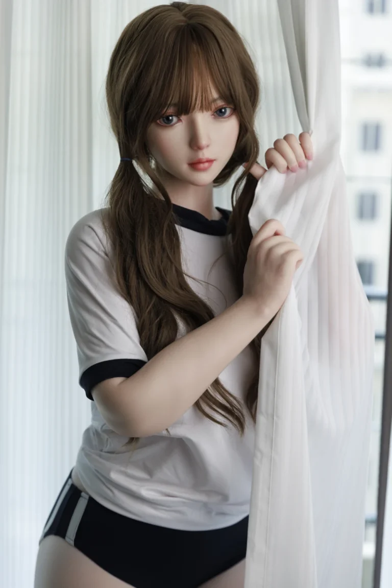 TAYU Doll 165 cm bonnet E silicone – April V2