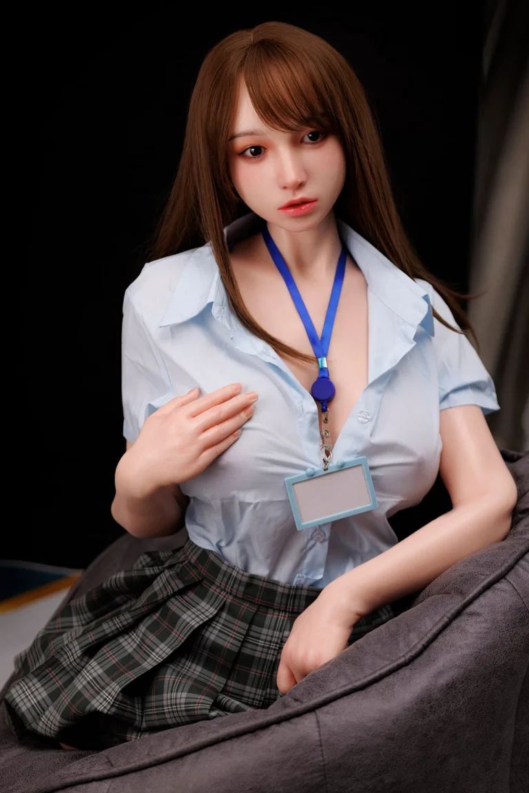 TAYU Doll 88 cm bonnet E silicone Buste – Noy