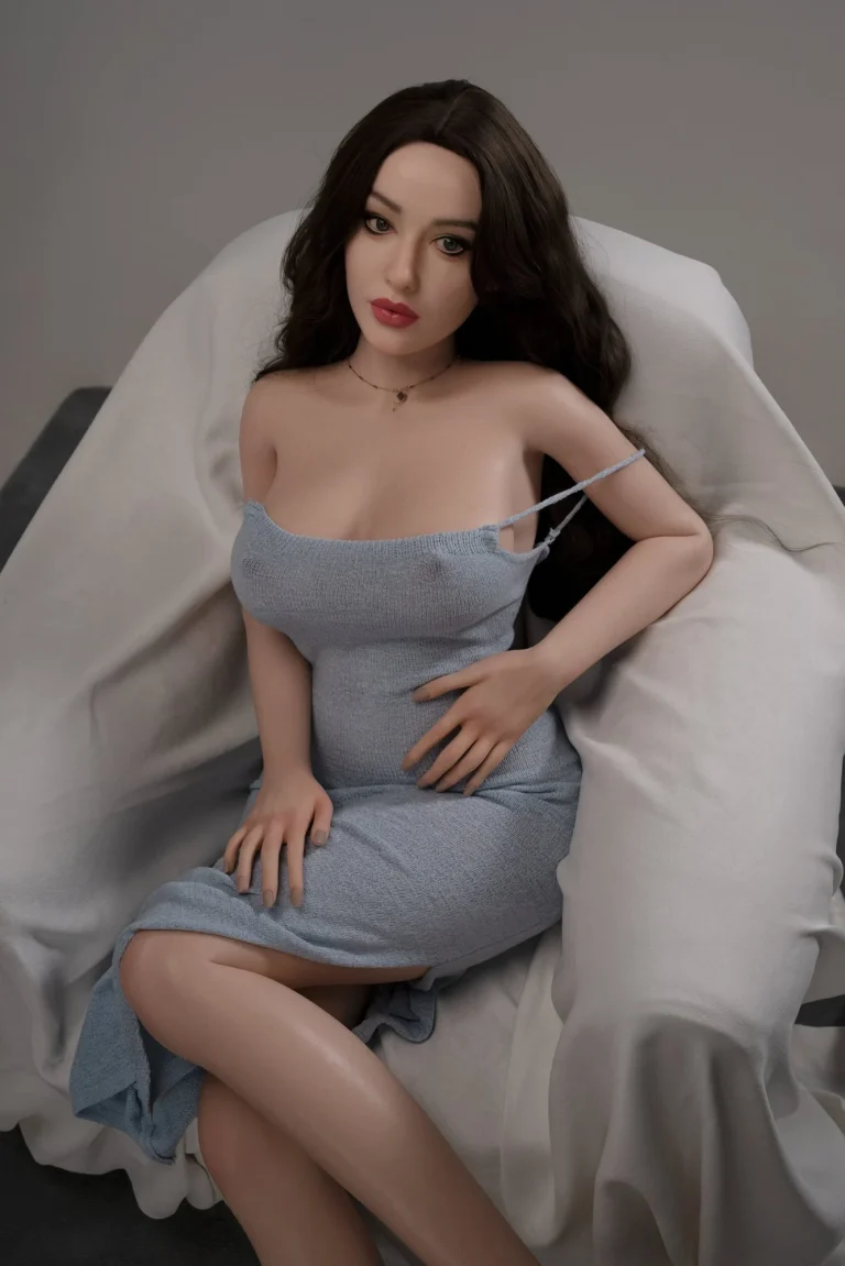 Zelex Doll Inspiration 165 cm bonnet F silicone – Sariah