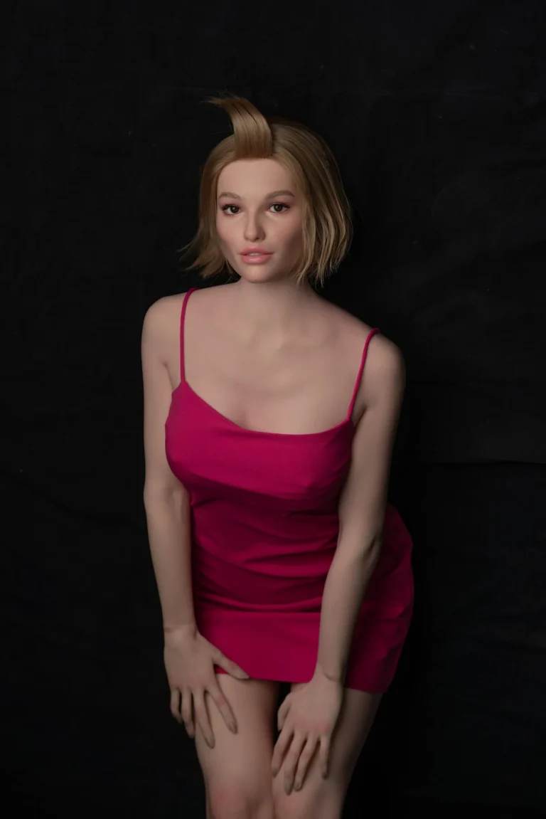 Zelex Doll Inspiration 170 cm bonnet C silicone – Samira