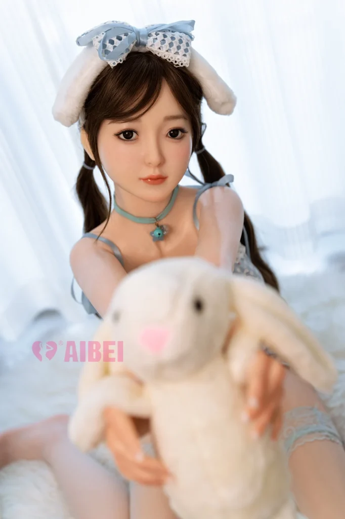 Aibei Doll 151 cm bonnet D Luxe silicone – Yui — vue 1