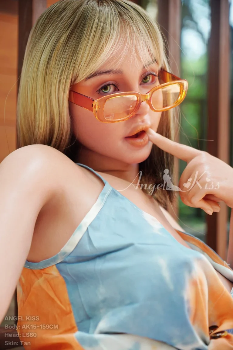 Angel Kiss Doll 159 cm silicone – Eulalia V1