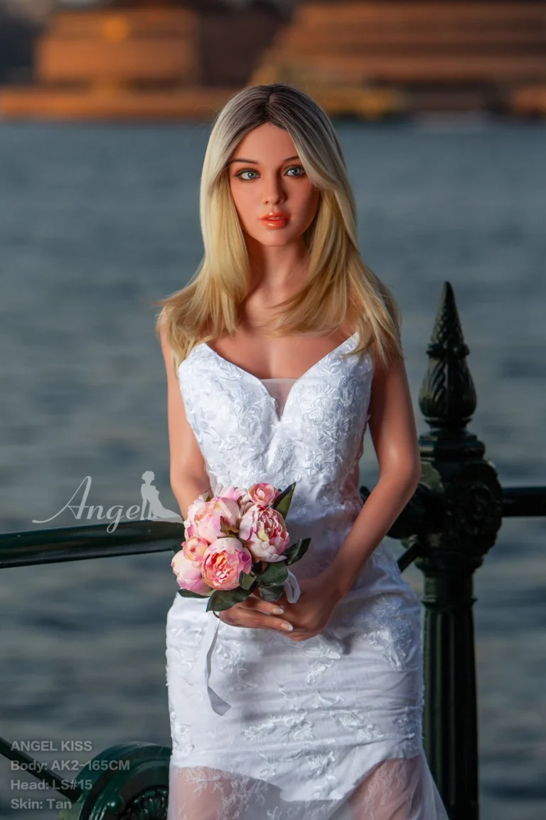 Angel Kiss Doll 165 cm silicone – Maddison Sydney