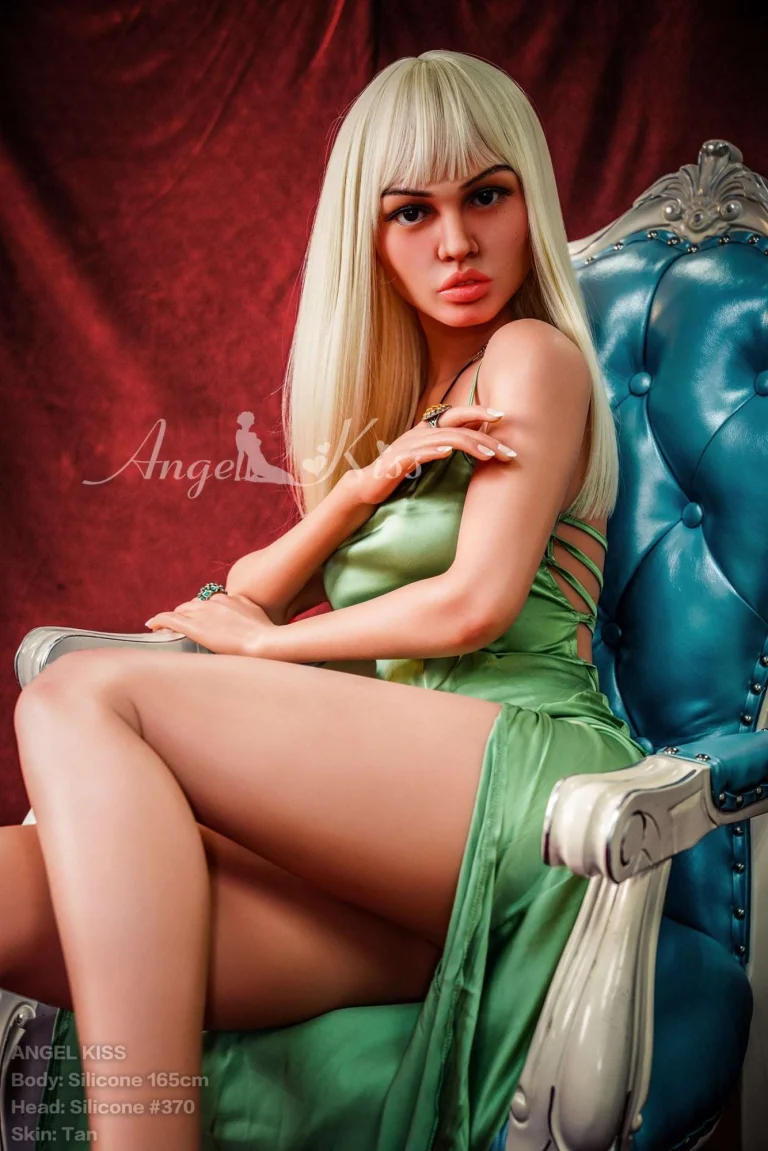 Angel Kiss Doll 165 cm silicone – Mei